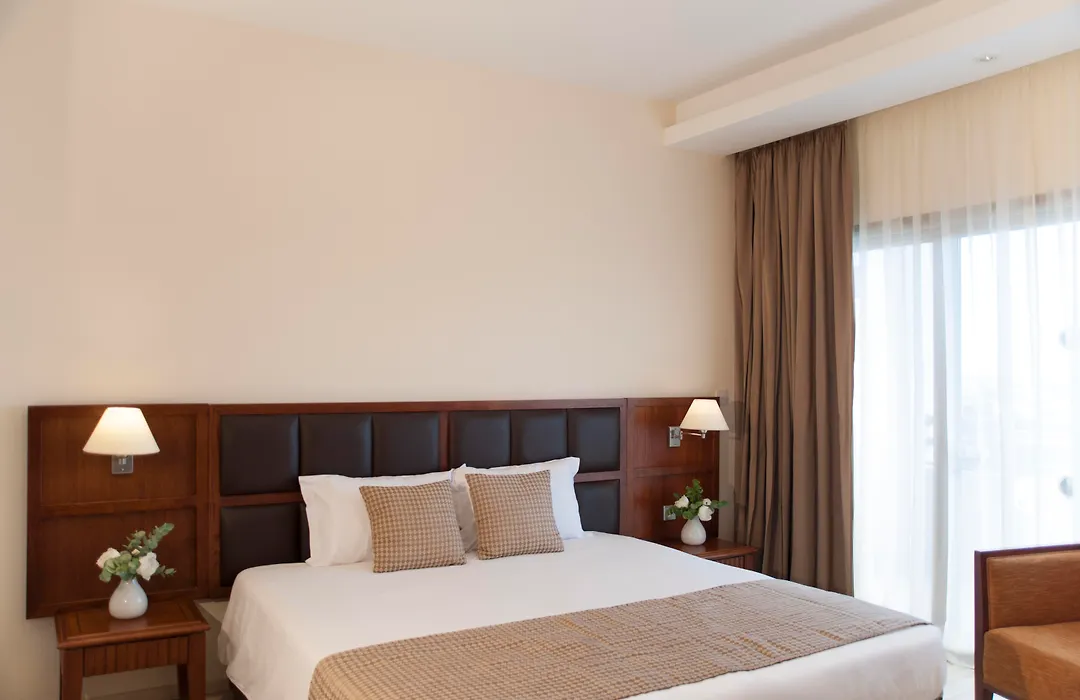 Ajax Hotel-1